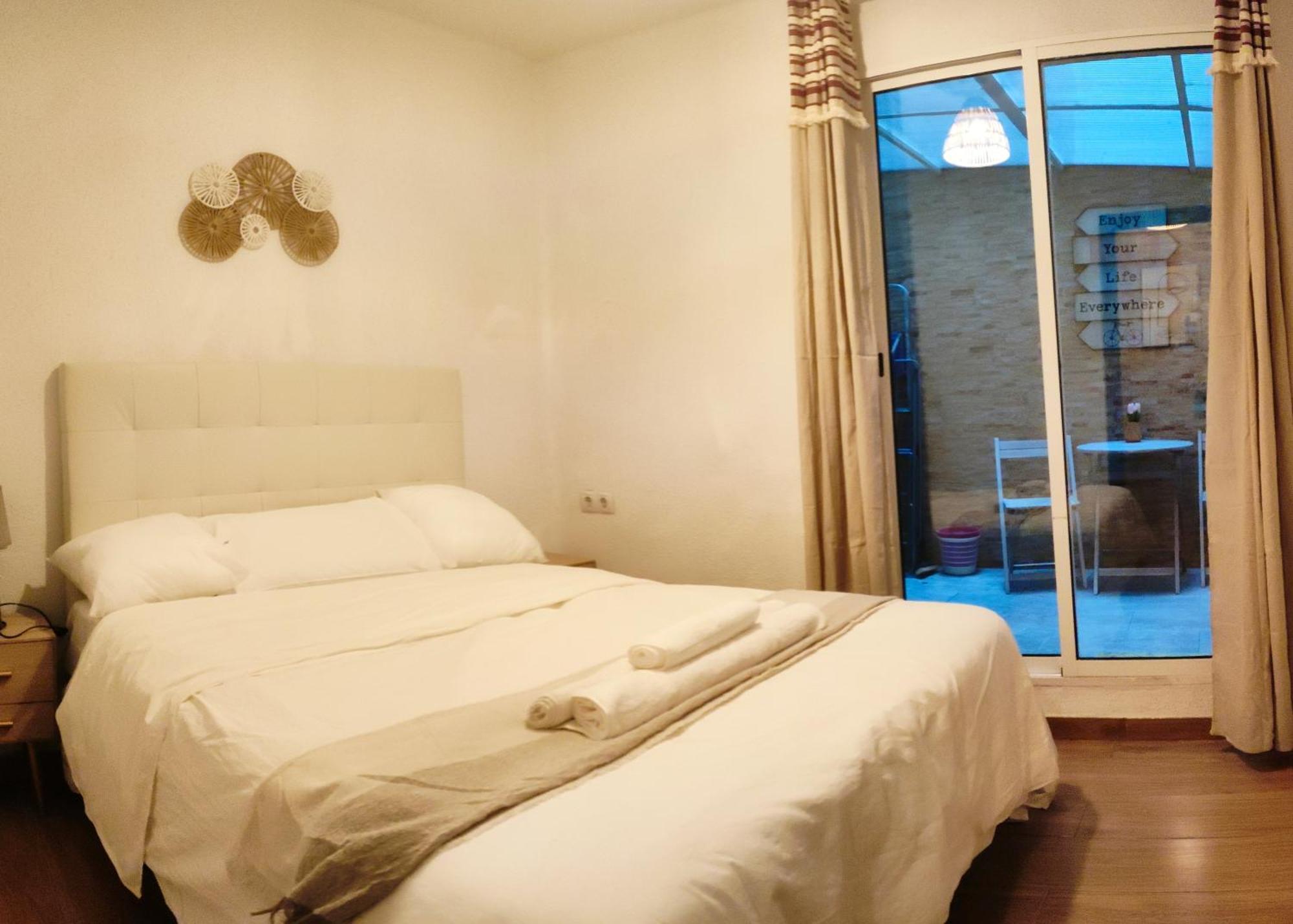 Apartamento Valencia Leticia Exterior foto